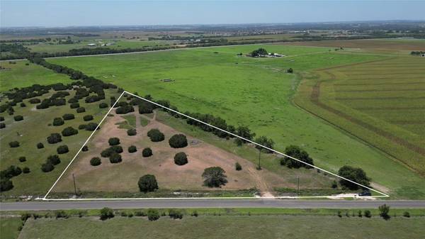 562 CR 154 RD, Weir, TX 78626