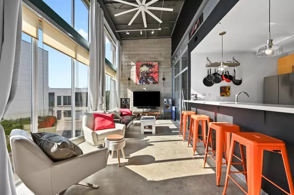 4801 S Congress Ave #D3, Austin, TX 78745