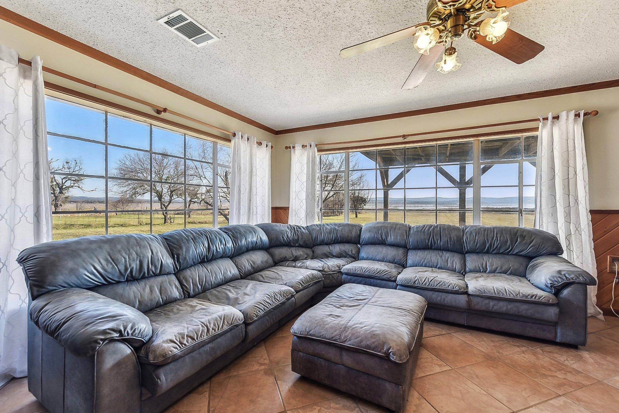 Tow, TX 78672,132 Blue Bird LN