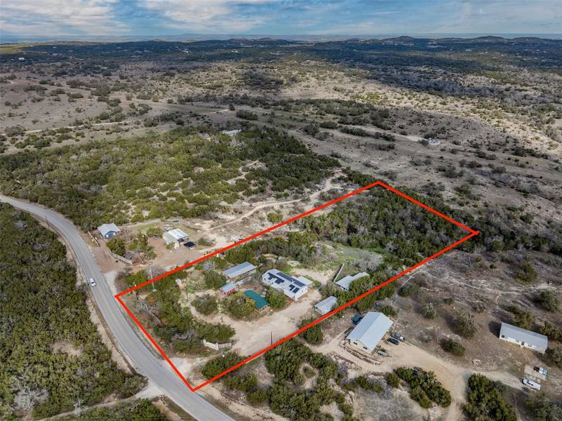 1740 W Fitzhugh RD, Dripping Springs, TX 78620