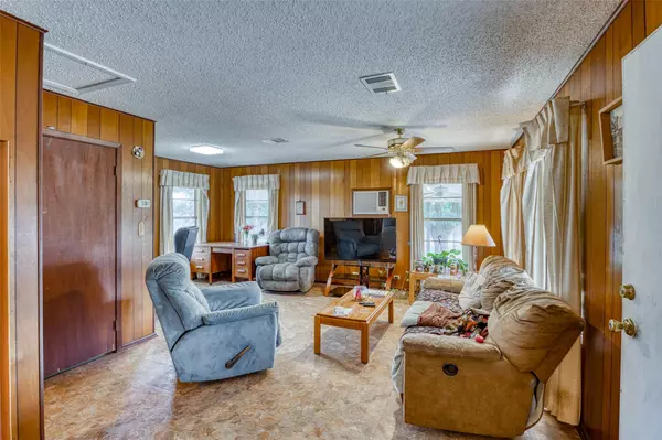 Sunrise Beach, TX 78643,233 Deer DR