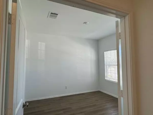 Hutto, TX 78634,227 Milliner LOOP