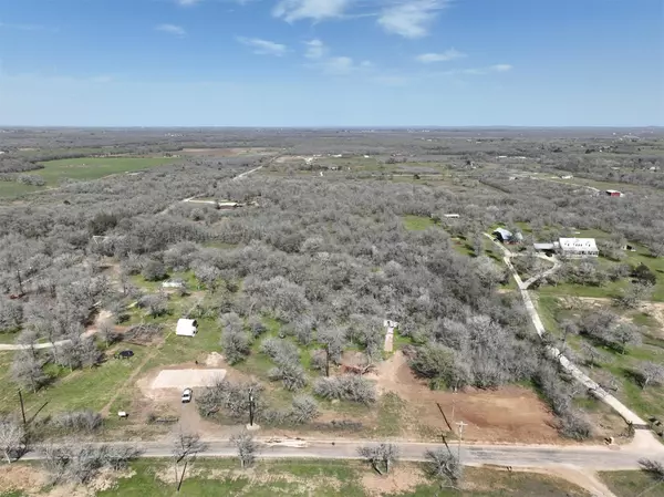 Luling, TX 78648,921 Roosevelt RD