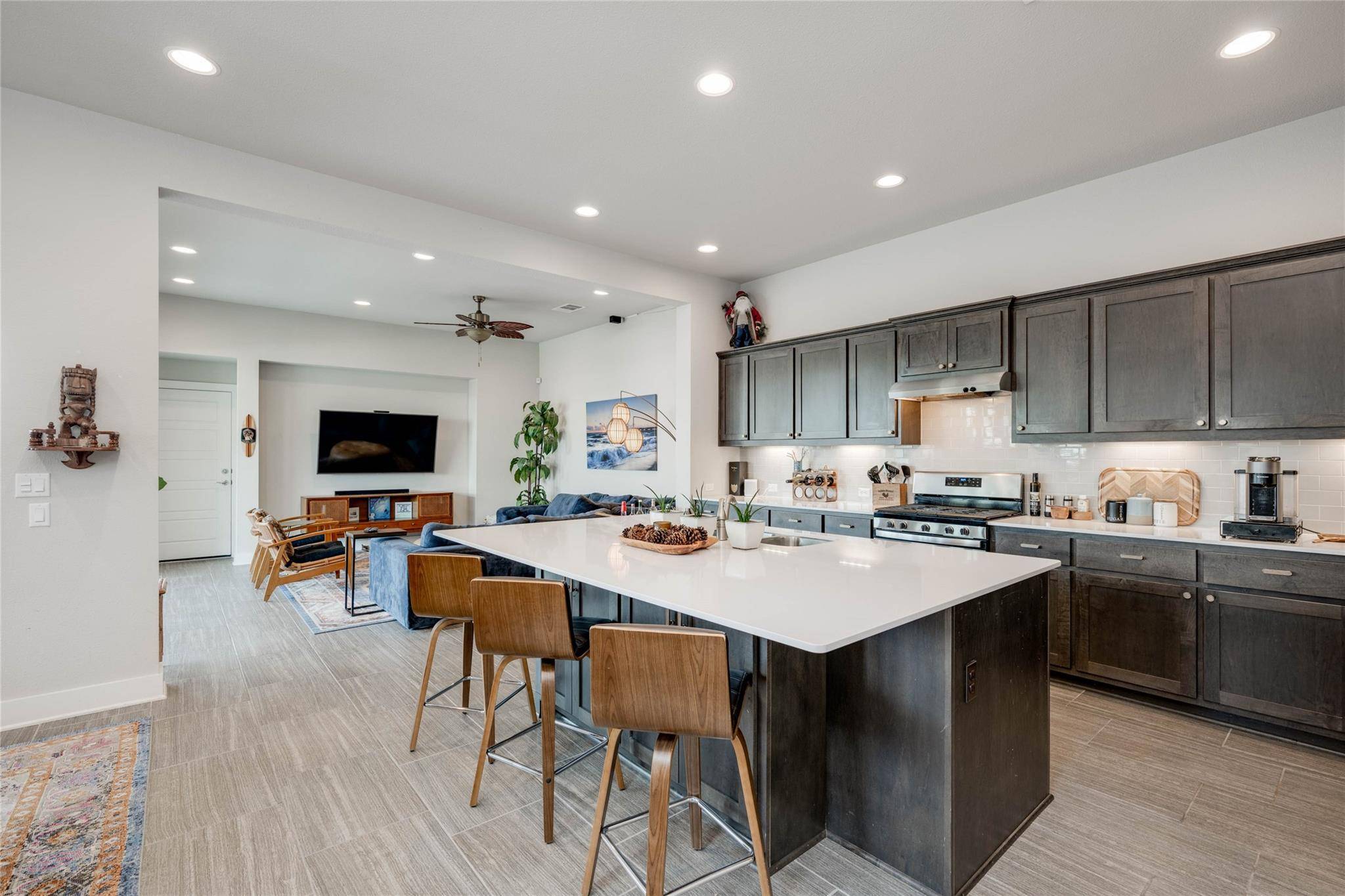Austin, TX 78741,6900 Idea RD