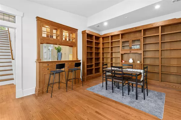 Austin, TX 78705,1206 W 22nd 1/2 ST