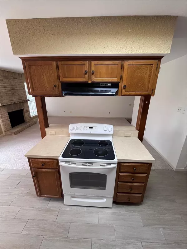 Austin, TX 78731,6490 HART LN