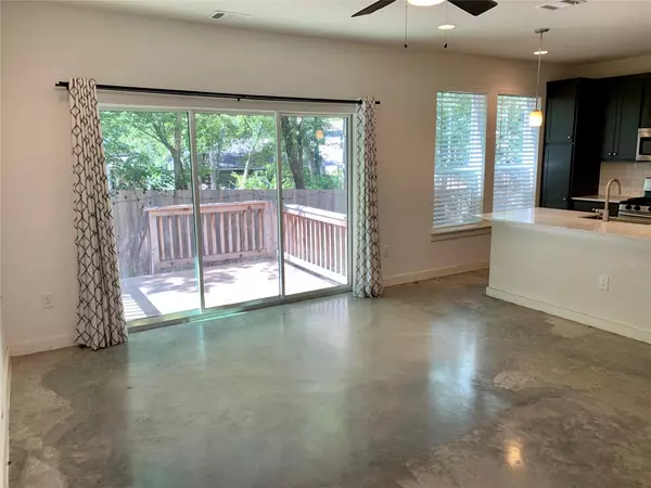 Austin, TX 78721,5205 Samuel Huston Ave #B