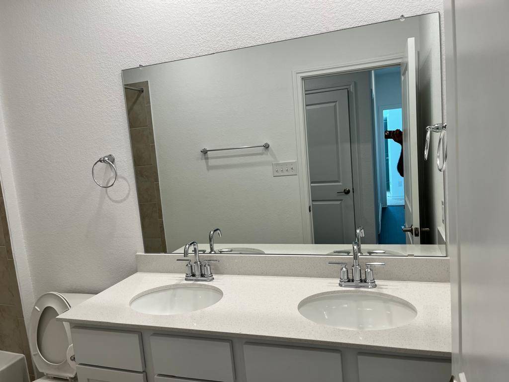 Hutto, TX 78634,111 Adeline RD