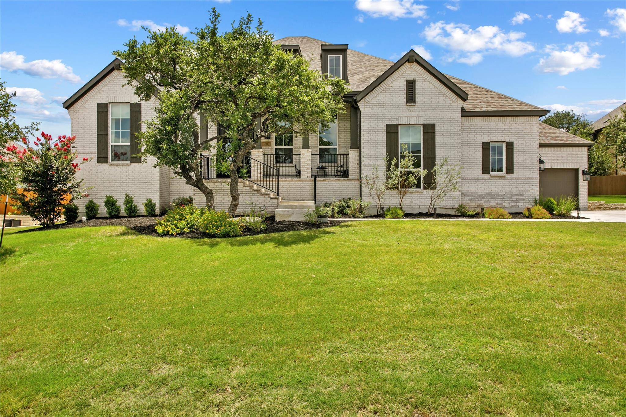 237 Honey Bee LN, Austin, TX 78737