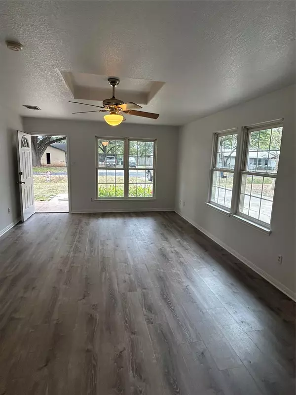 Bastrop, TX 78602,203 Maynard ST