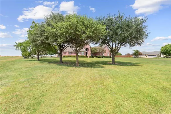 Troy, TX 76579,1626 Eagle Bluff DR