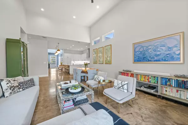 4110 Idlewild RD #B, Austin, TX 78731