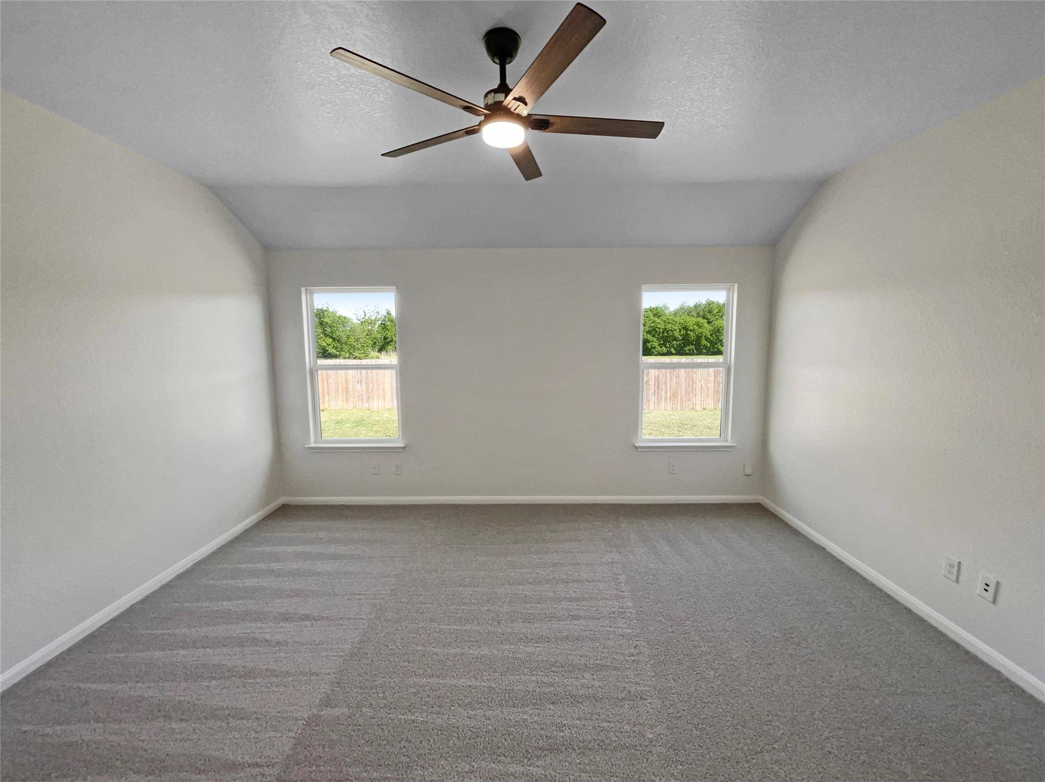 Hutto, TX 78634,721 Luna Vista DR