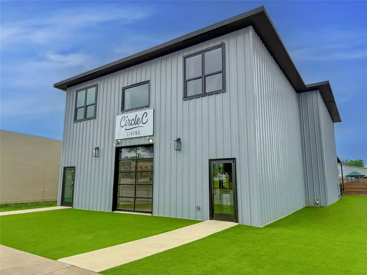 Lexington, TX 78947,617 Main ST
