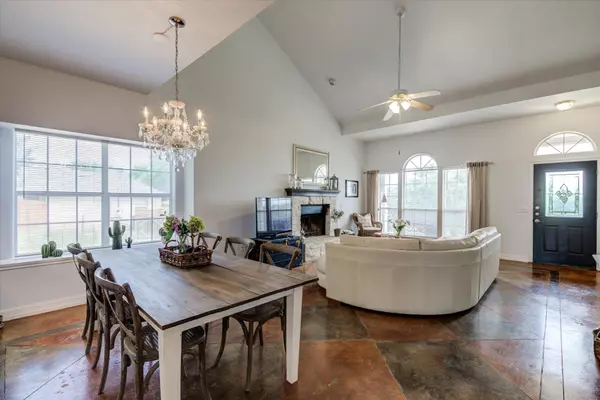 Spicewood, TX 78669,22230 Stow CIR