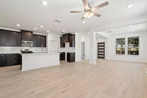 Kyle, TX 78640,247 Glocken LN