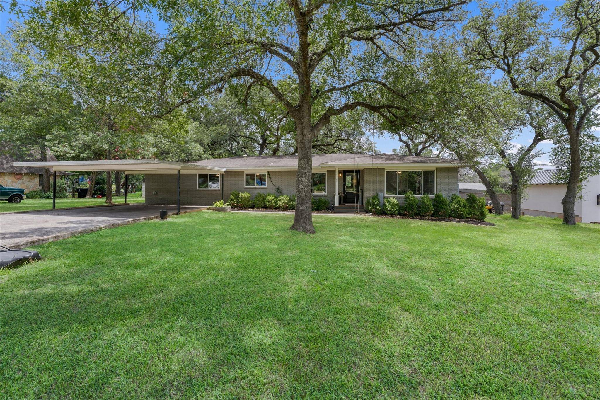 112 Louisiana Ave, New Braunfels, TX 78130