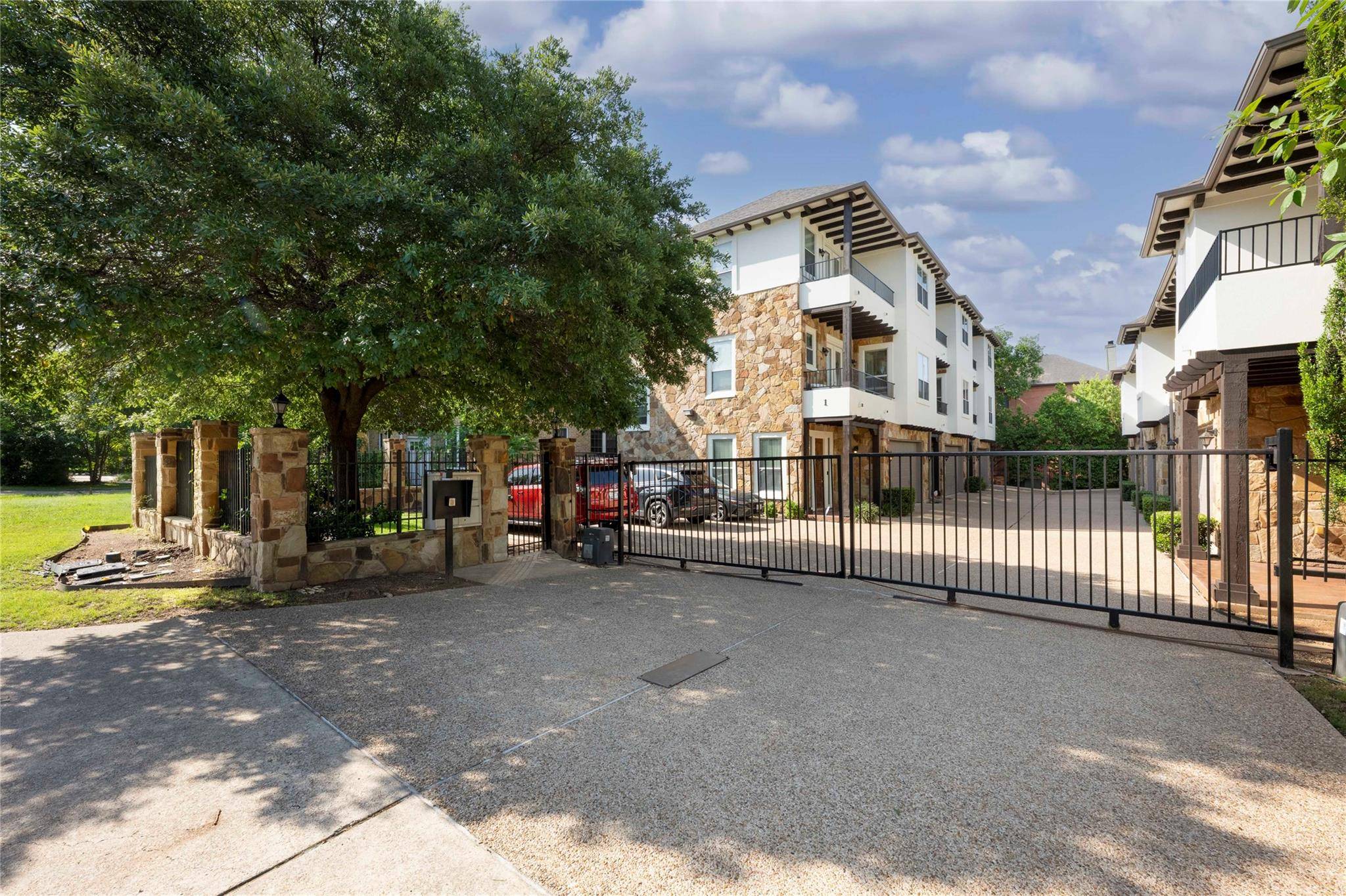 Austin, TX 78703,1621 Enfield RD #B