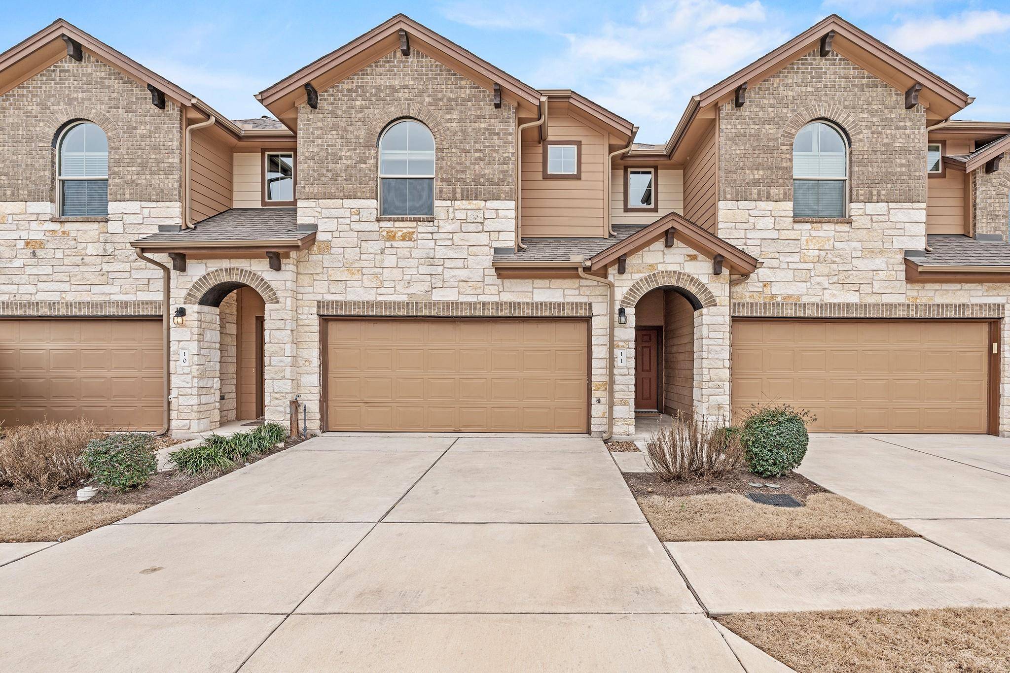 1001 Zodiac LN #11, Round Rock, TX 78665
