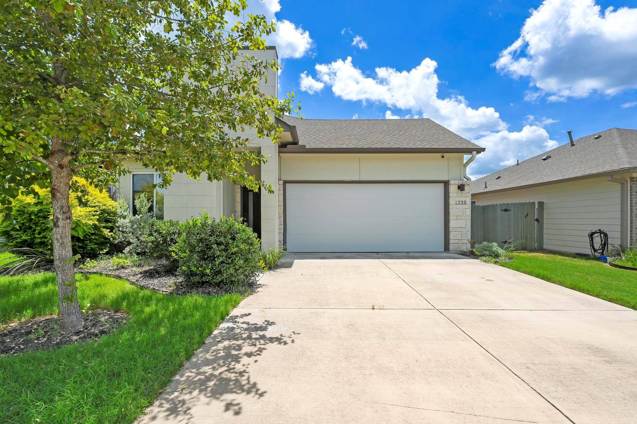 Manor, TX 78653,9925 Comely BND