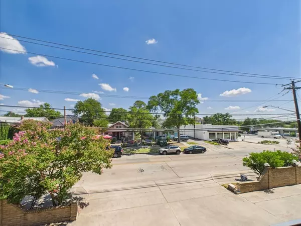 Austin, TX 78705,3316 Guadalupe ST #210