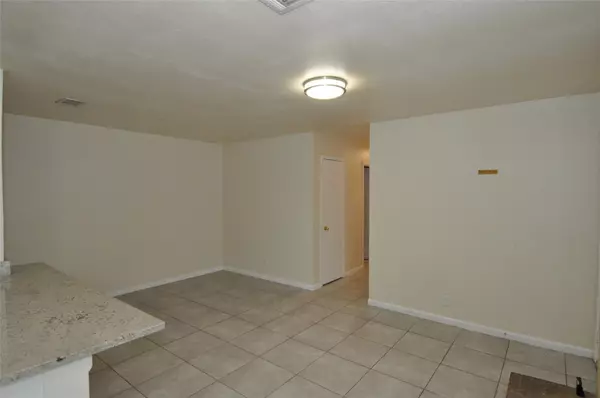 Austin, TX 78748,9910 Brasher DR #A