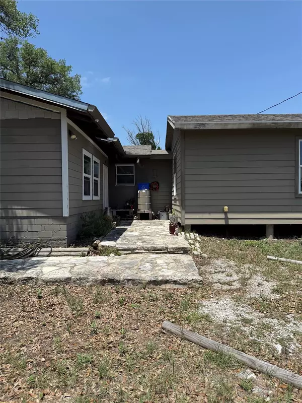 Spicewood, TX 78669,24221 Pedernales Cliff TRL