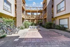 806 W 24th ST #131, Austin, TX 78705