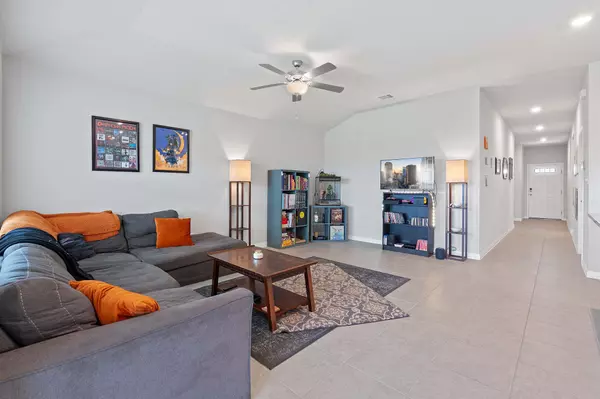 Hutto, TX 78634,206 Low Bramble DR