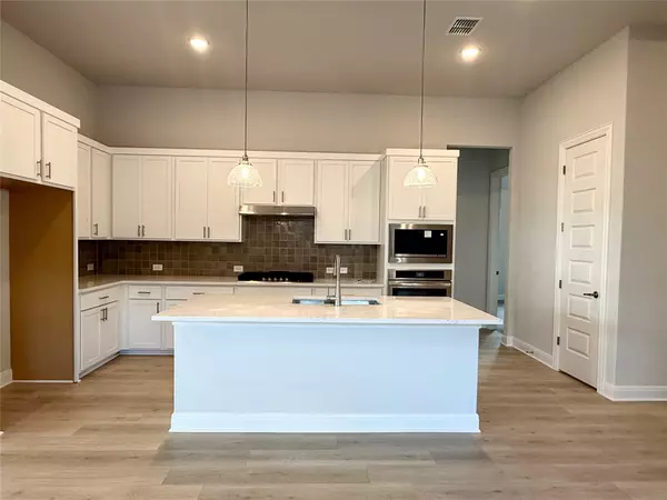 Pflugerville, TX 78660,3912 Starnberg BND