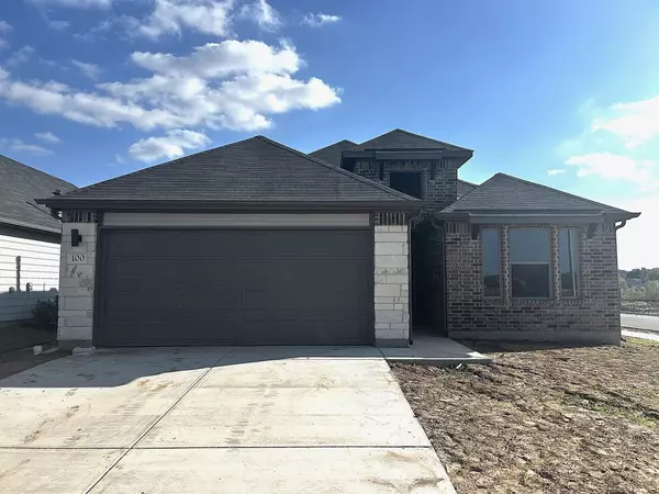 100 Mandeville DR, Hutto, TX 78634