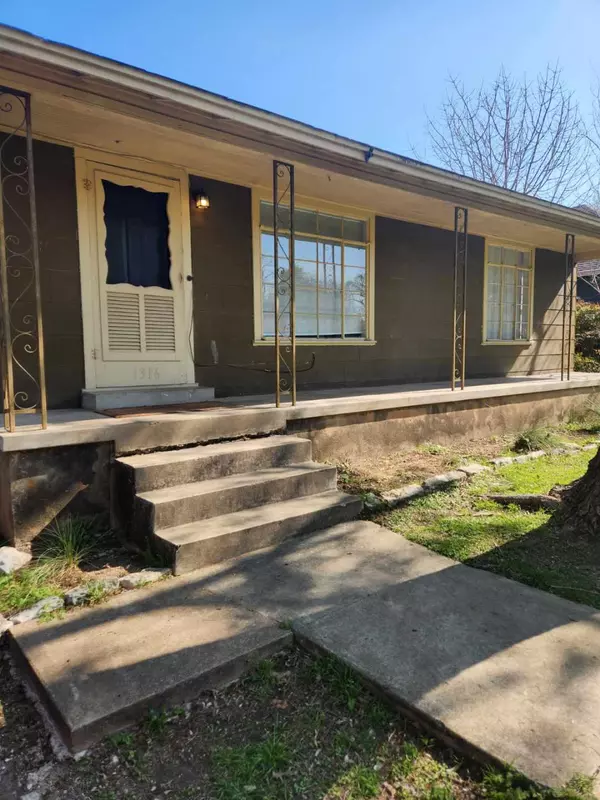 Austin, TX 78757,1316 Pasadena DR