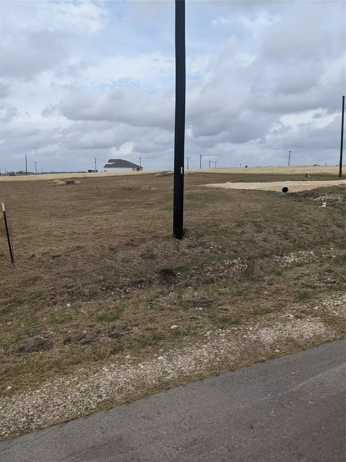 Del Valle, TX 78617,122 Juanita CT