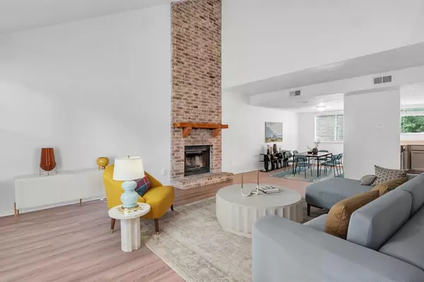 Austin, TX 78729,9611 Meadowheath DR