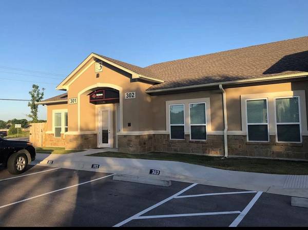 2251 Bagdad RD #302 Room #2, Cedar Park, TX 78613