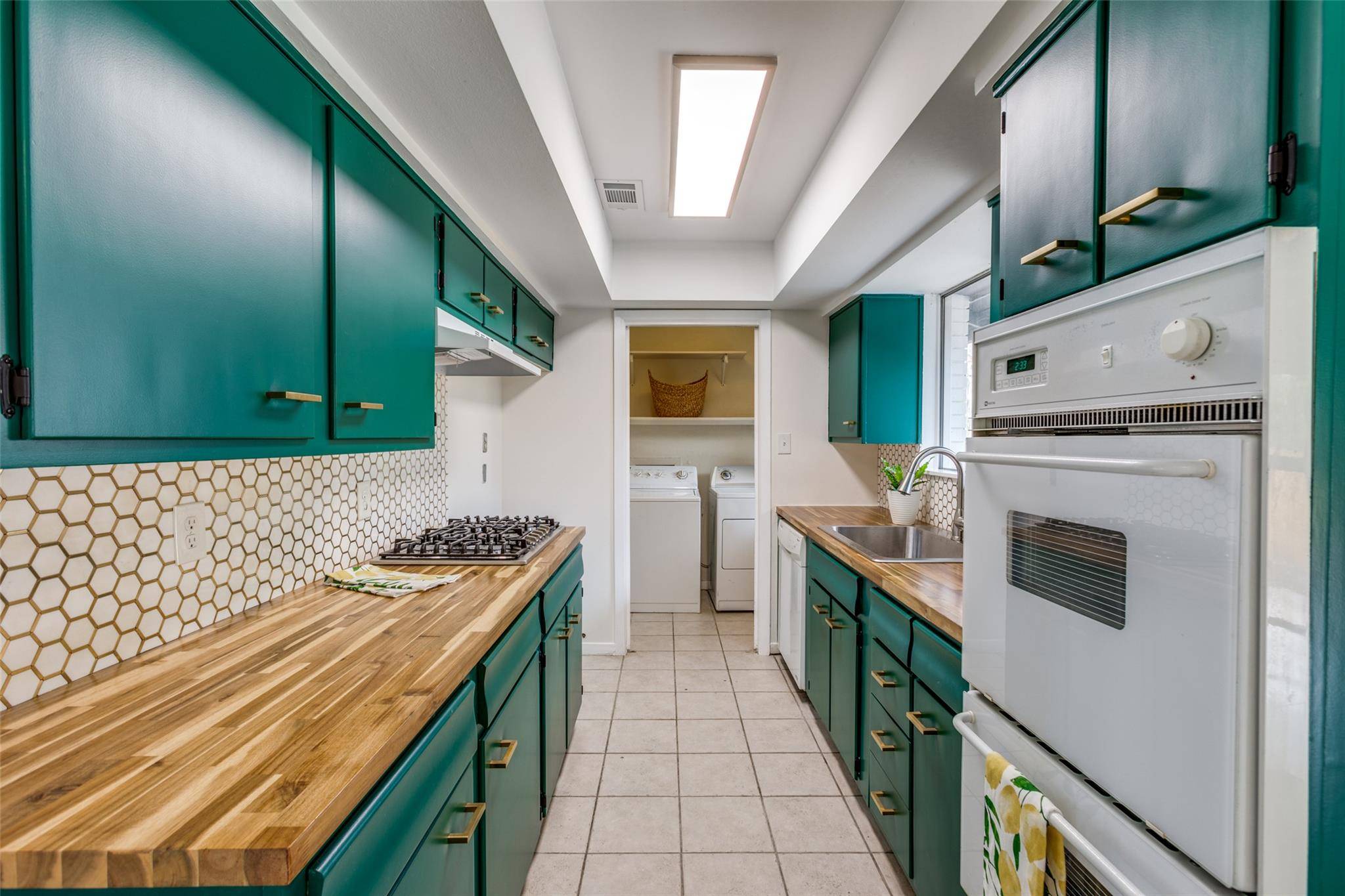 Austin, TX 78704,400 Cherry Hill DR