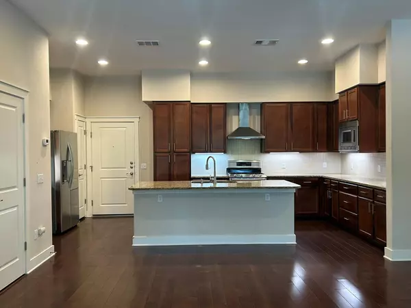 Austin, TX 78704,2520 Bluebonnet LN #12