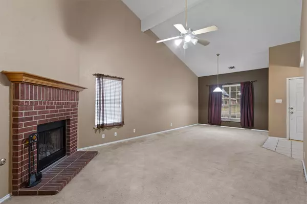 Hutto, TX 78634,120 Paige BND