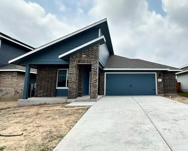191 Tofalla, Kyle, TX 78640
