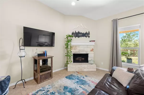 Bastrop, TX 78602,132 Mamalu DR