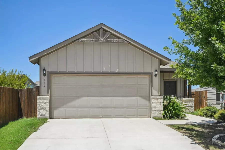 216 Compania DR, Liberty Hill, TX 78642