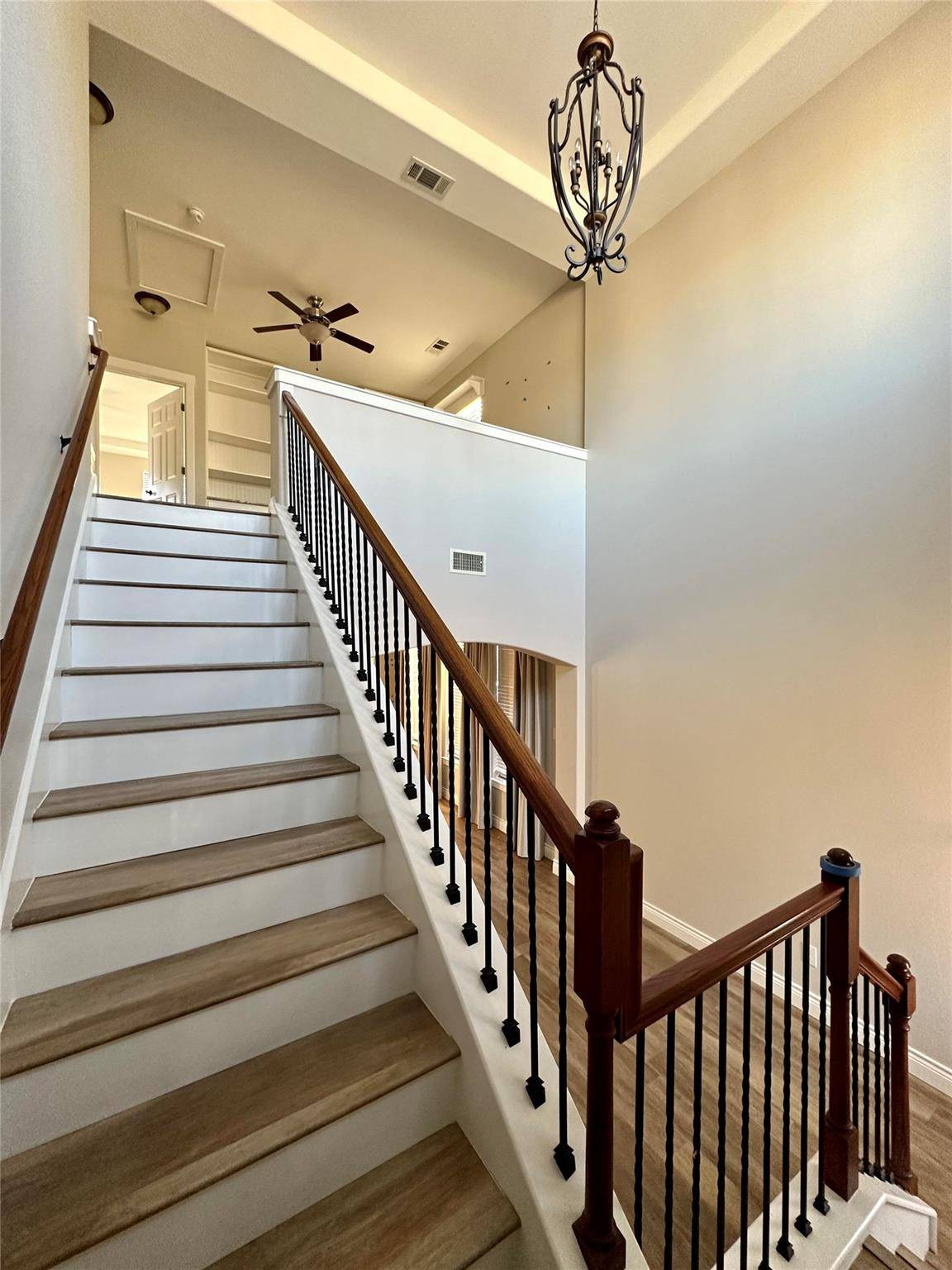 Austin, TX 78750,12705 Cayman LN