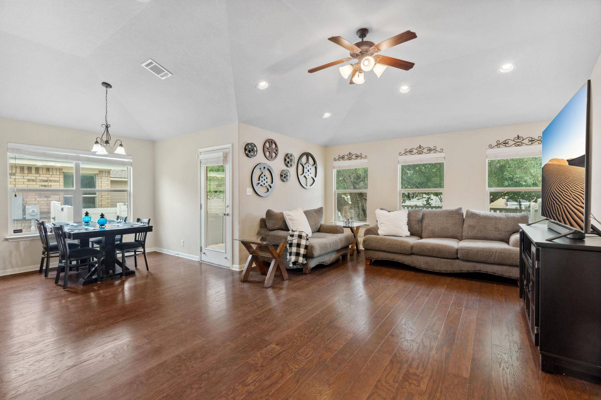 Cedar Park, TX 78613,1610 Discovery BLVD