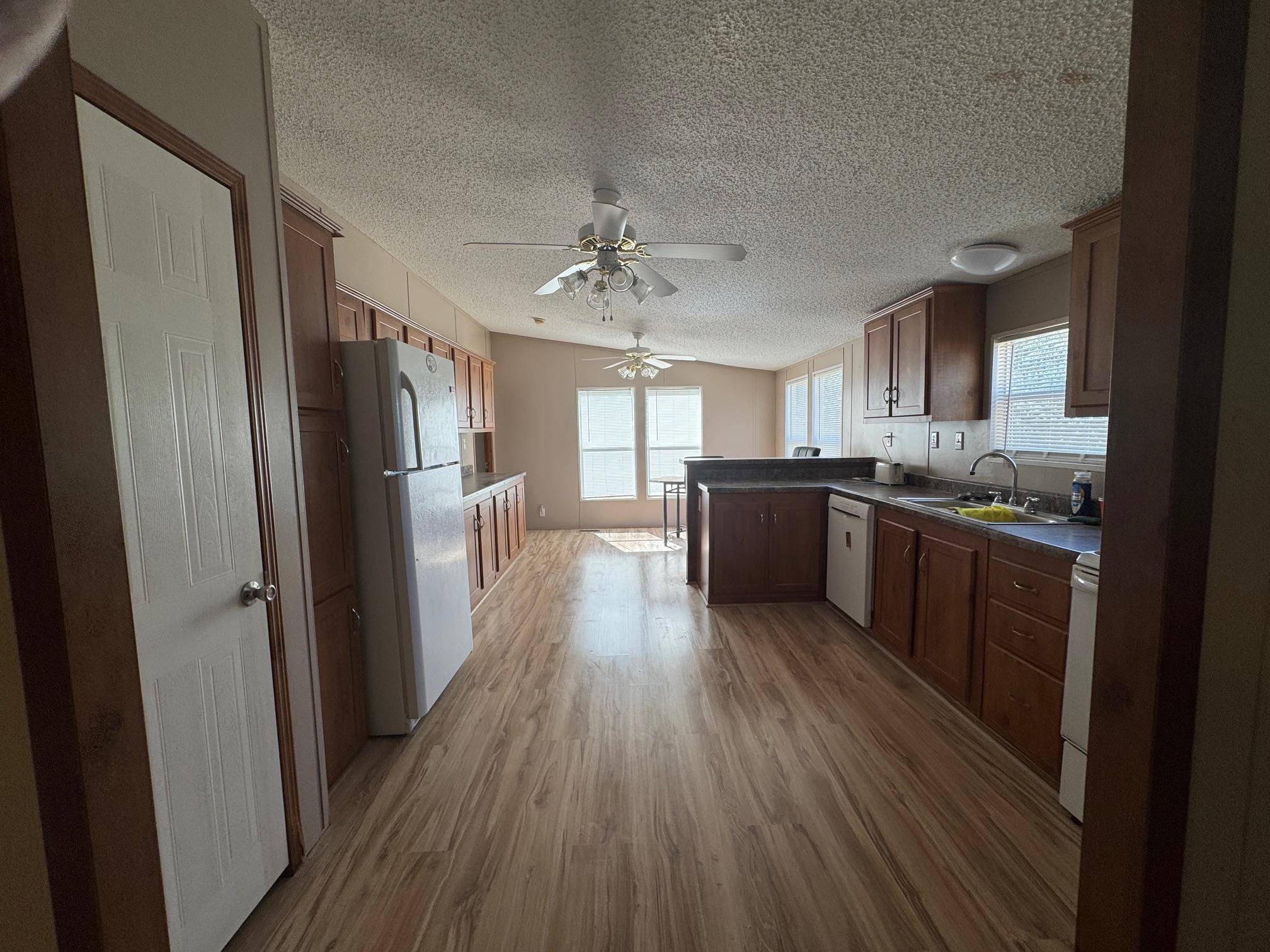 Rockdale, TX 76567,835 SW Hickory Street ST SW