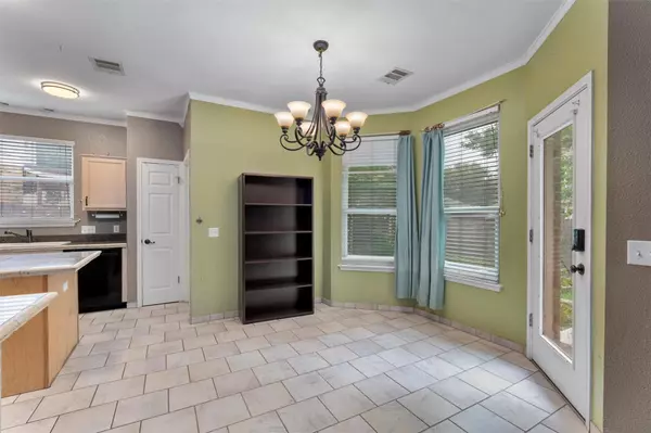 Round Rock, TX 78665,1002 Outpost CV