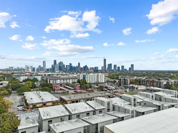 1702 S Lamar BLVD #9, Austin, TX 78704