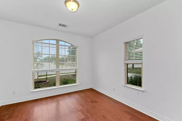 Hutto, TX 78634,201 Loch Lomond ST