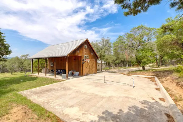 Concan, TX 78838,684 Big Shades RD