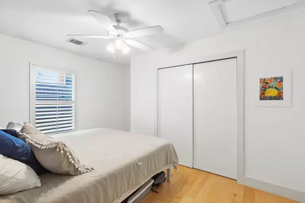Austin, TX 78723,1307 E 52nd ST #5