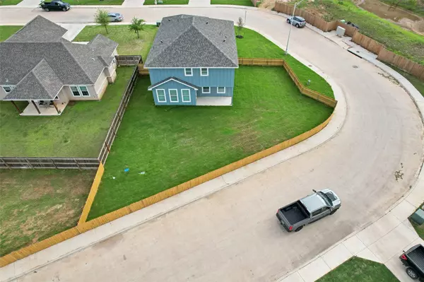 Smithville, TX 78957,112 Callie ST